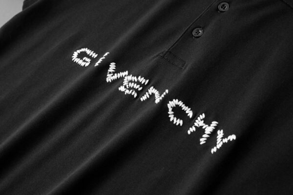 Givenchy T-Shirts For Men #747641 - Image 4